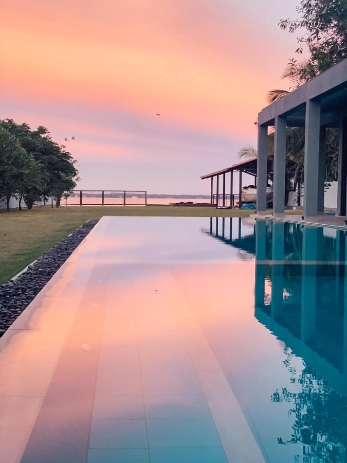 Villa Lagoonscape Negombo Exterior photo